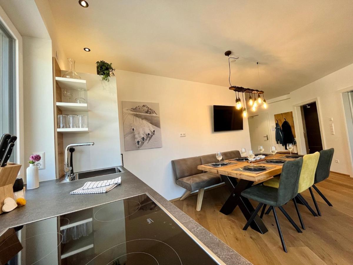 Alpin Art Appartements 그뢰브밍 외부 사진