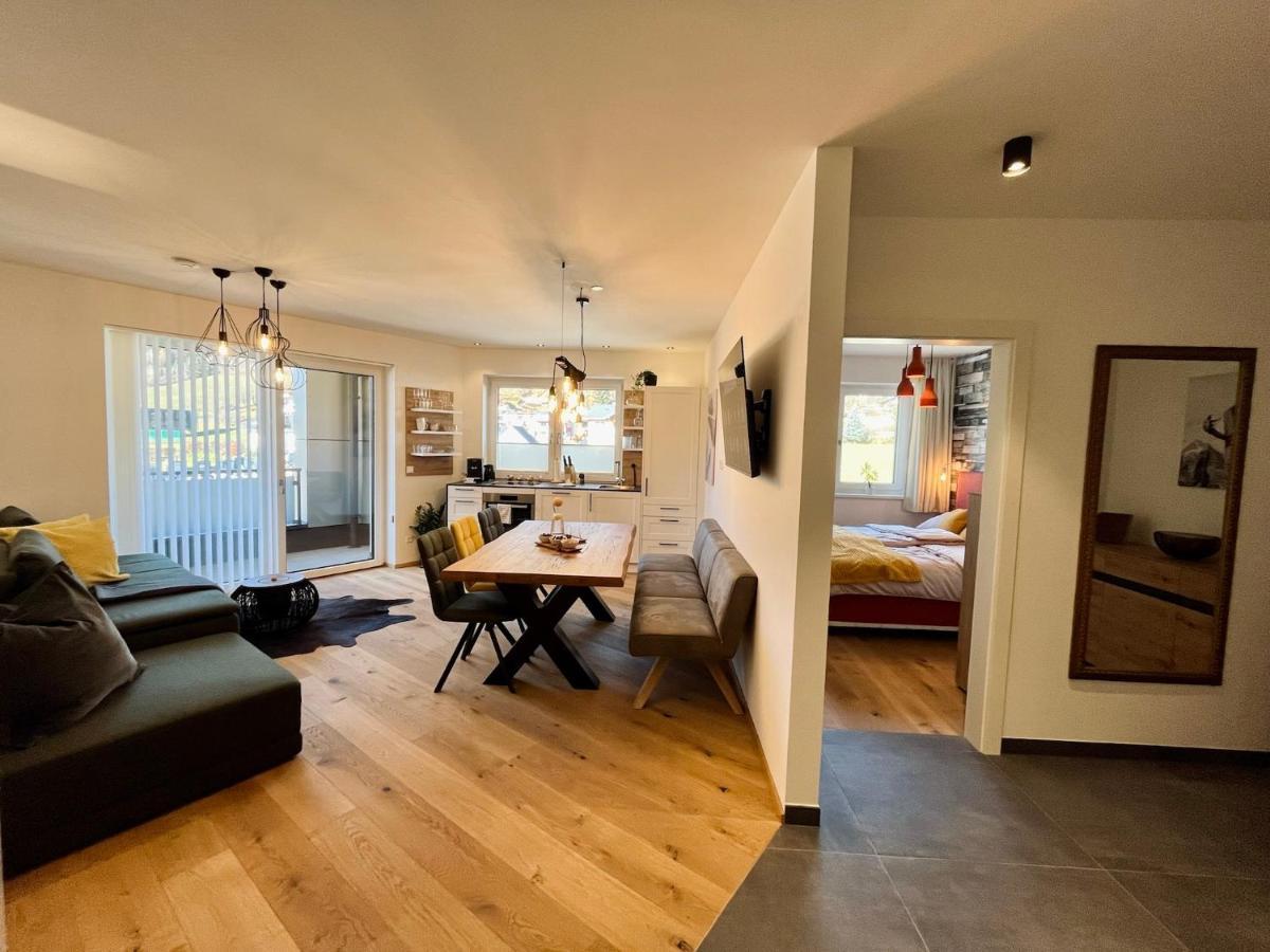 Alpin Art Appartements 그뢰브밍 외부 사진